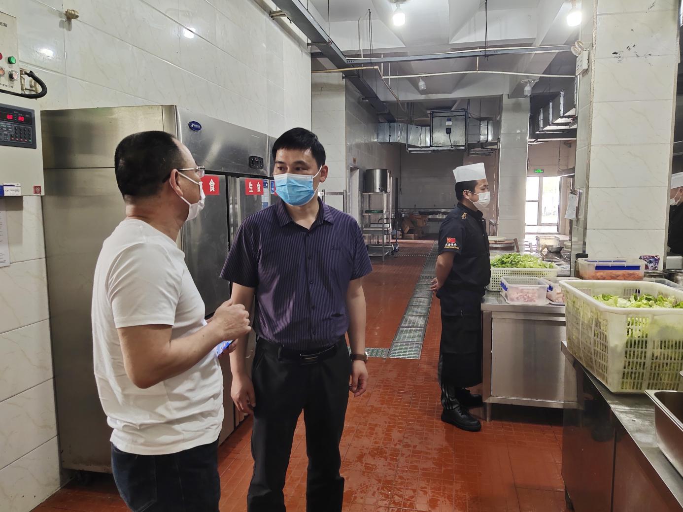 強化服務(wù)、紓困解難——國資運營公司開展九龍園區(qū)企業(yè)走訪