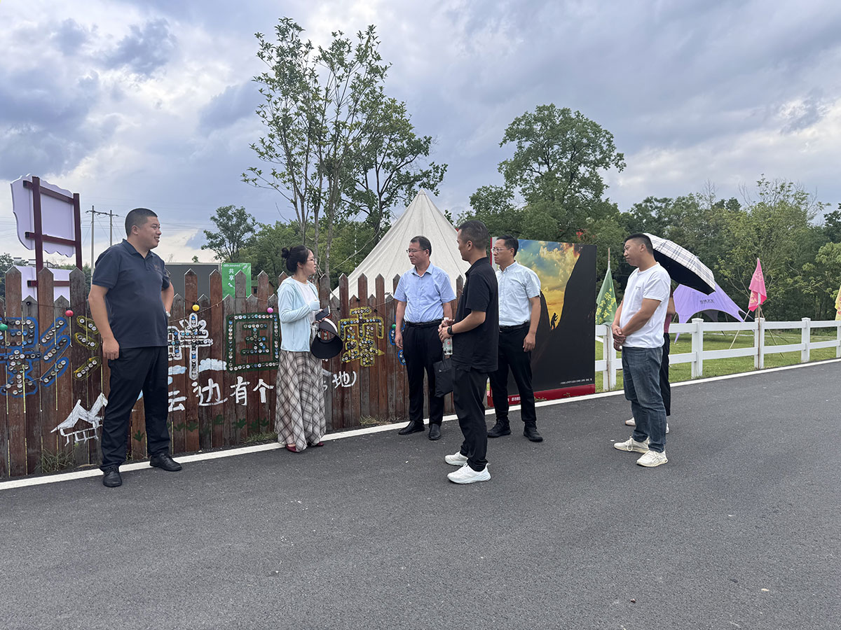 文化為魂，生態(tài)為基——傍霞村鄉(xiāng)村振興特色模式探討